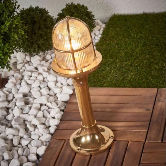 zahradna ohybna lampa klasicisticka zlata stojaca lampa medeny kandelaber zahradne osvetlenie lampa rustikalne pristav prumyselna zlata med bronzos country provence zahrada lampy lameridiana moretti luce santorini.jpg